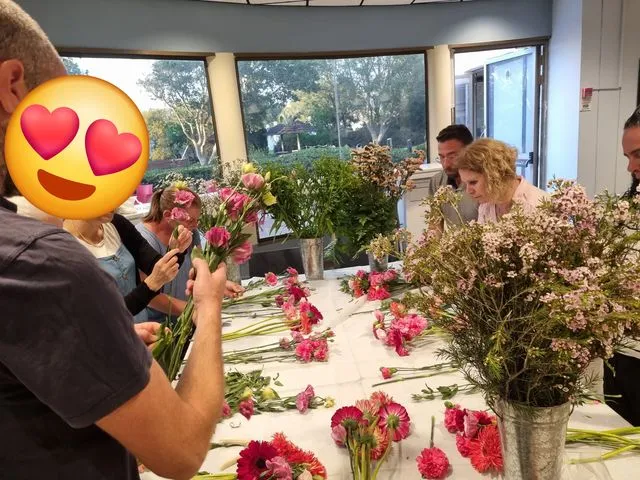 סדנה לזר פרחים